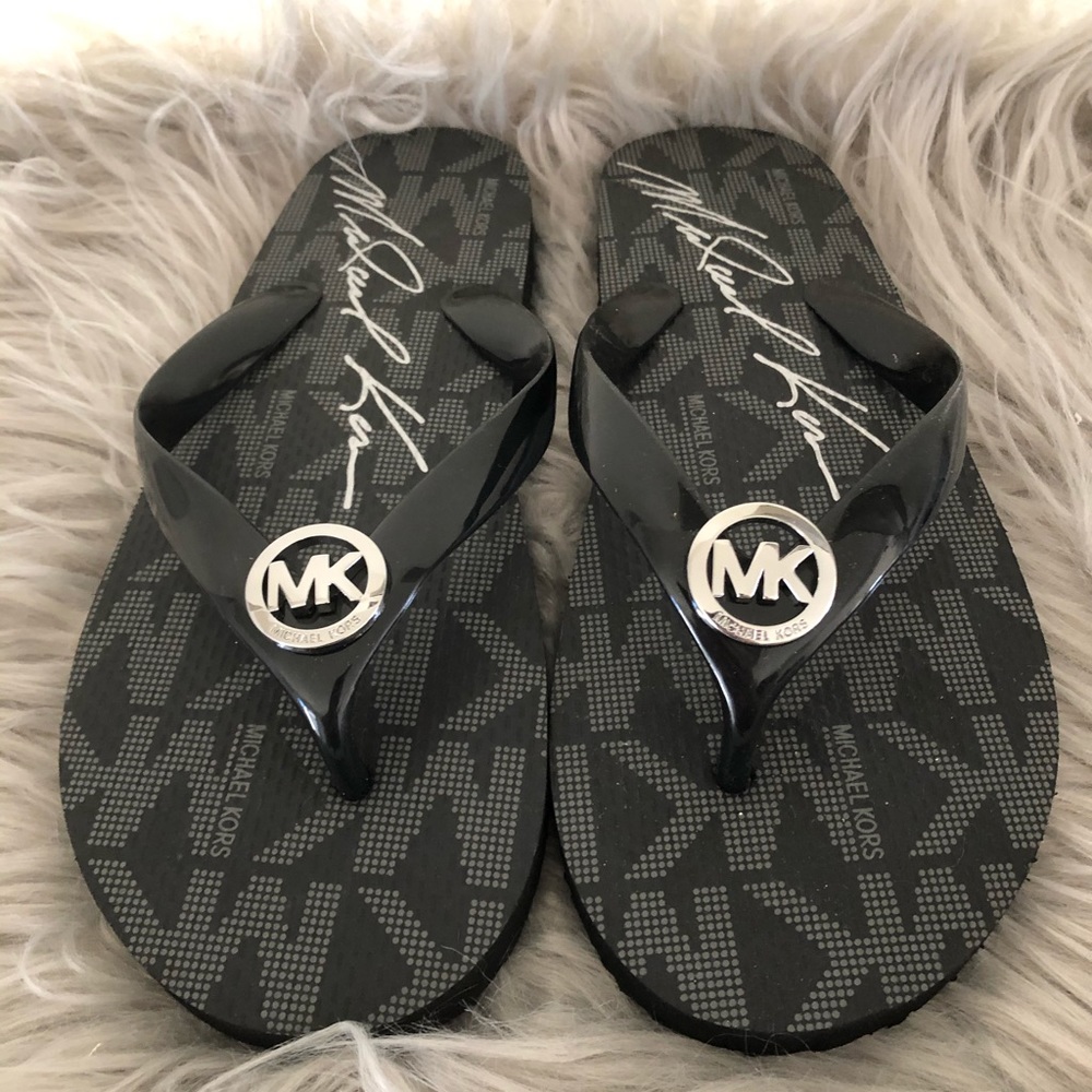 BRAND NEW Michael Kors Flip Flop